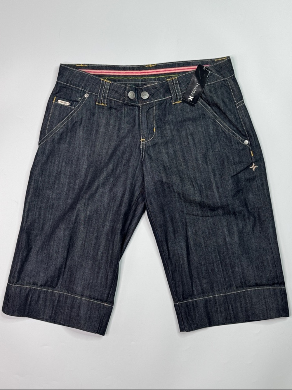 Hurley Low Rise Easy Fit Dark Wash Bermuda Shorts NWT Size 1
